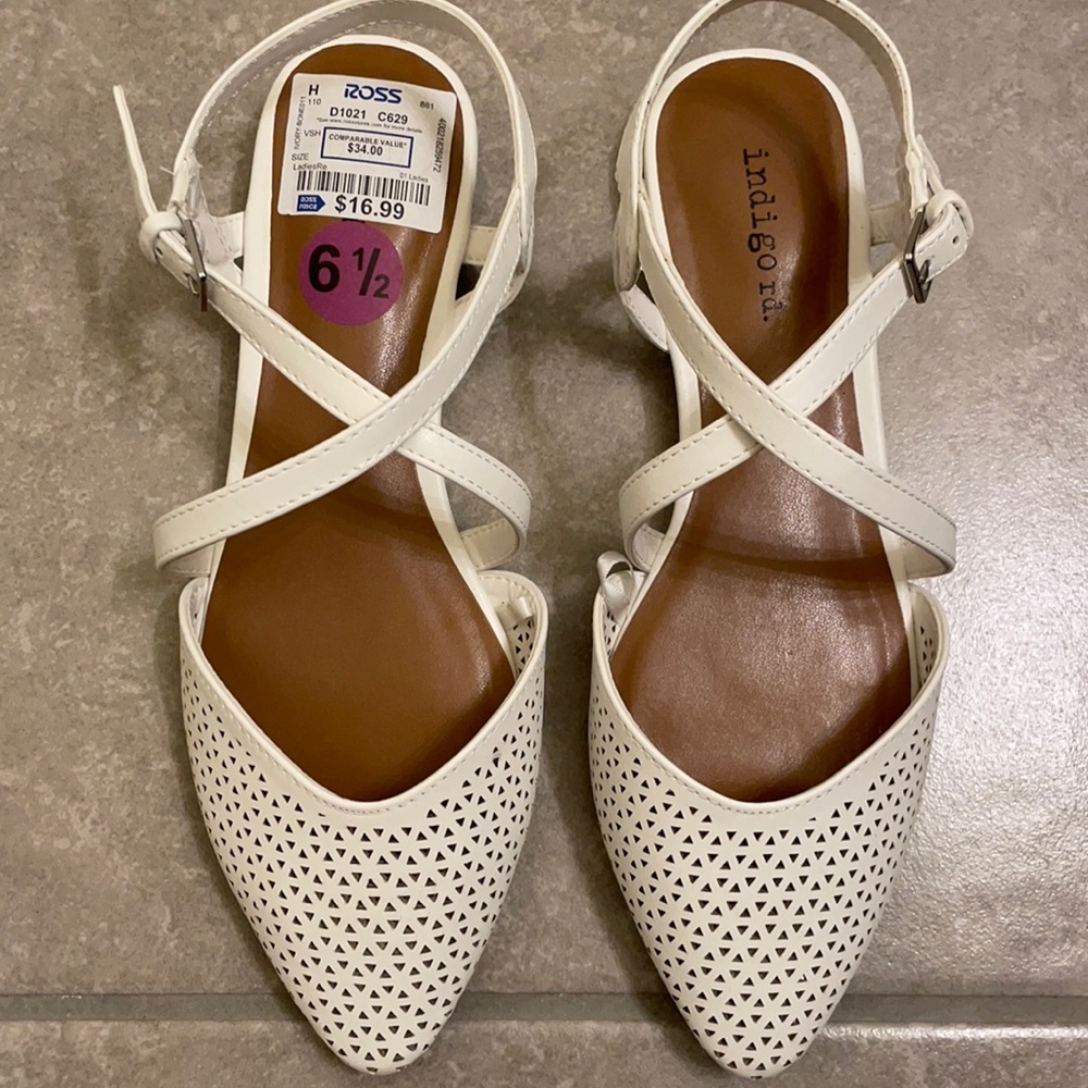 Beautiful shoes that have never been worn